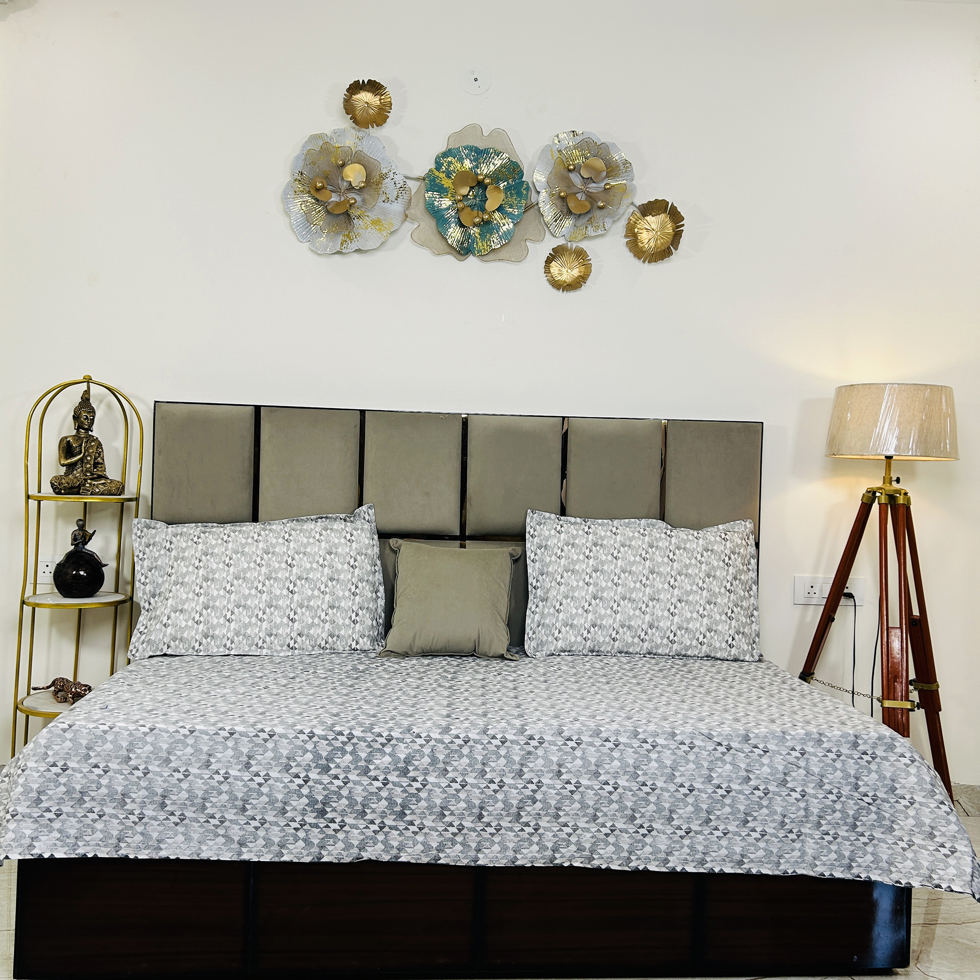 JAZKAA Single Cotton Bedsheet Set of 4 | 2 Pure Cotton Bedsheets 150x255 cm with Pillow Covers | Soft Summer Bedding Set bedsheets, bed sheets, double bed sheets, pillow cover, king size bedsheet, single bed sheets, bedding sets, queen size bedsheet, king size bedsheet