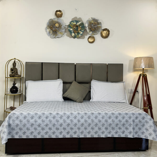 bedsheets, bed sheets, double bed sheets, pillow cover, king size bedsheet, single bed sheets, bedding sets, queen size bedsheet, king size bedsheet