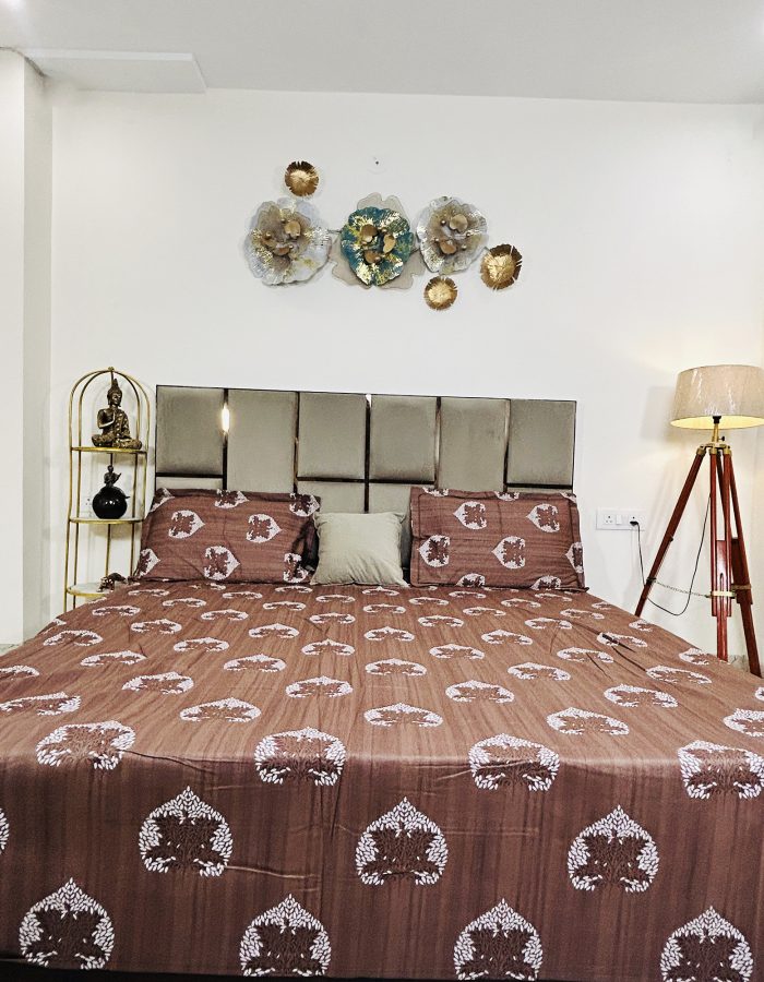 JAZKAA 734 Cotton King Size Bedsheet 275×275 cm | 3 Pcs Double Bed Sheet Set with 2 Pillow Covers for Bedroom | Bedding Set