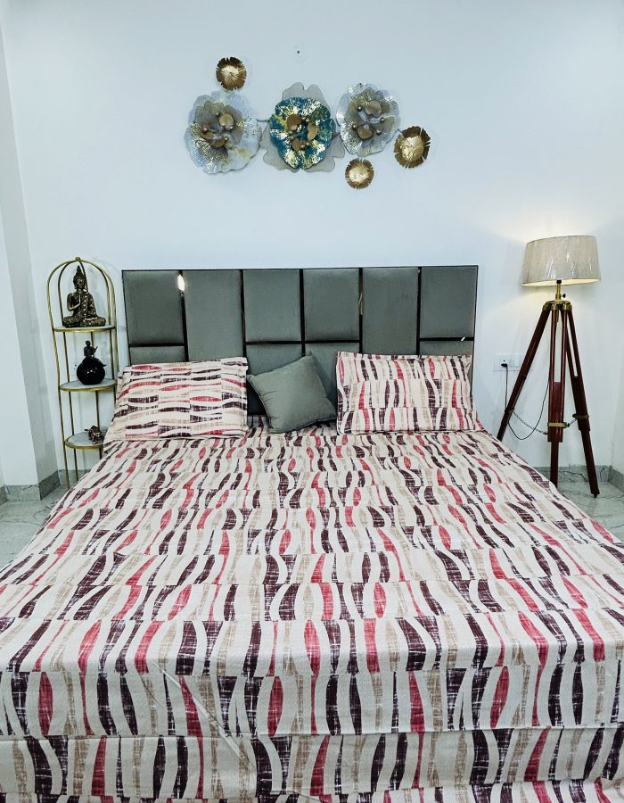 JAZKAA 731 King Size Pure Cotton Bedsheet 275×275 cm | Double Bed Sheet Set with Pillow Covers | Soft & Lightweight | Bedding Set