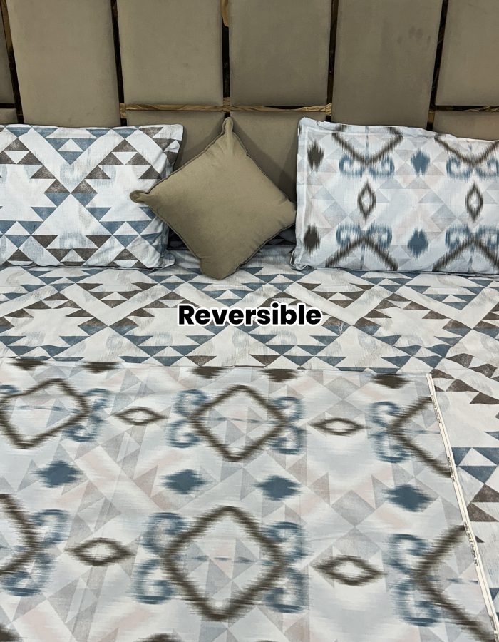 JAZKAA 5436 Reversible King Size Pure Cotton Bedsheet | 275×275 cm Double Bed Sheet with 2 Pillow Covers | Reversible | Bedding Set
